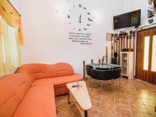 Harvest Horizon Holiday Home with Sauna - One Bedroom Holiday Home - 6