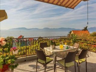 Two Bedroom Apartment With Terrace A4 - 3