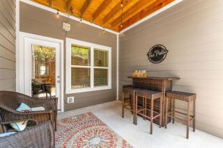 New! 3 BR Condo W/Pool Close to Branson Strip - 4