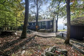 Iconic Chalet with Sauna, Hot Tub, Fire Pit, Plunge - 2