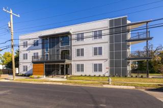 Richmond Church Hill North Deluxe Apt 208 - 9