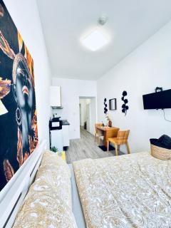 Cozy Studio Apt, 15-Min to Schönbrunn - 3