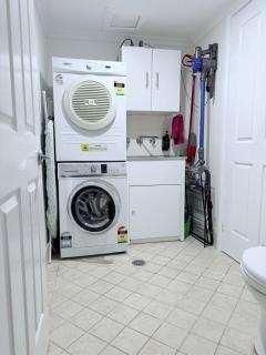Miranda Retreat Stylish 1-Bedroom Near Cronulla & Sydney Airport - 9