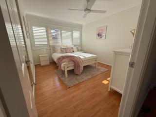 Miranda Retreat Stylish 1-Bedroom Near Cronulla & Sydney Airport - 2