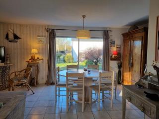 Maison lumineuse à Penvins, 6 pers, animaux admis, accès plage - FR-1-775-37 - 7