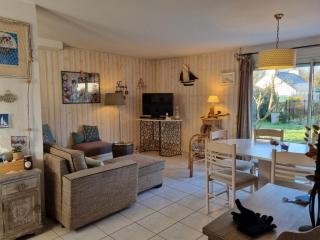 Maison lumineuse à Penvins, 6 pers, animaux admis, accès plage - FR-1-775-37 - 3