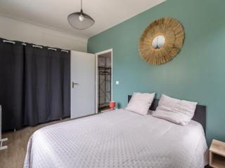 Maison rénovée pour 8 pers avec terrasse près des plages et activités - FR-1-50-141 - 2