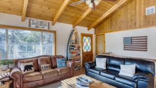 Lakeside in Bearadise by AvantStay Gorgeous Mountain Cabin in Boulder Bay - 9