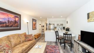 Etta Place 5 by AvantStay Ski In Ski Out Unit w Views of the Valley - 0