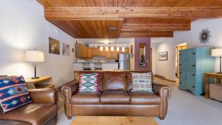 Riverside Condos D01 by AvantStay Condo Close To Downtown Town Park Ski Lift 8 - 5