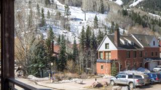 Ore Station 2 by AvantStay Modern Oasis in the Heart of Telluride w Hot Tub - 9