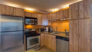 Ore Station 2 by AvantStay Modern Oasis in the Heart of Telluride w Hot Tub - 2