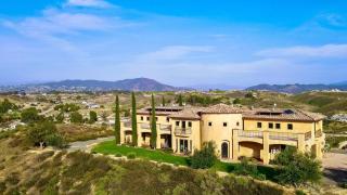 Palazzo Del Sol By AvantStay Breathtaking Home w Mountain Views Hot Tub - 0