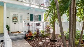 Southard Getaway by AvantStay w Covered Patio Great Location Shared Pool Week Long Stays - 1