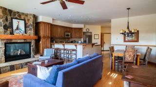 Le Chamonix I by AvantStay Condo w Views in Great Location - 3