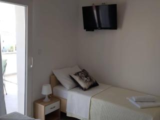 One-Bedroom Sea View Apartment - 0