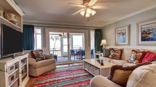 35 Beach Club Villa by AvantStay Oceanfront Views - 2