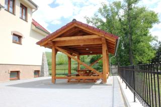 Penzion u sklepů - Hovorany - 7
