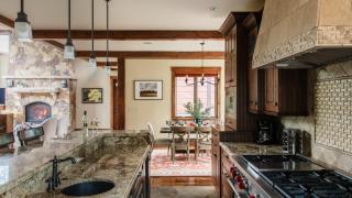 Peak 8 by AvantStay Spacious Modern Cabin w Hot Tub Views - 1