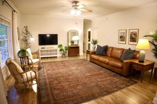 The Gentry Hideaway, A Private Mayberry Retreat - 0