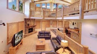 Starlight Retreat by AvantStay Gorgeous Log Style Home w Incredible Views - 5