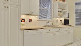 Amelia Home by AvantStay In Historic Old Town w Pool - 3