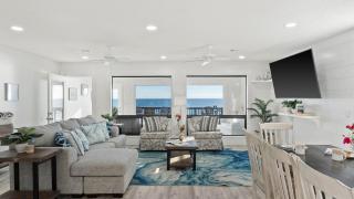 Destiny on the Sand by AvantStay Direct Beach Access Bbq on Large Ocean Facing Patio - 3