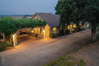 Farmhouse Rv - Sunset Pergola - Fire Pit - Views - 1