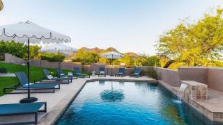 Julep by AvantStay Stylish 9 BR Estate w Mid-Century Modern Decor - 8