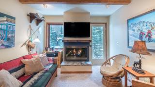 Ghostriders 5 by AvantStay 2 Bedroom Condo Near Main Street Hiking Skiing STR permit 3571 - 7