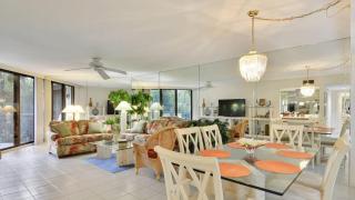 Atlantic Paradise by AvantStay Great Location w Balcony Outdoor Dining Shared Pool Hot Tub - 2