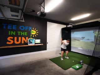 Walk To Vilano Beach! HotTub•Golf Sim•Screen Lanai - 7