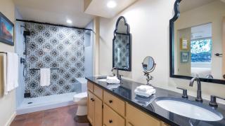 River Edge A by AvantStay Three BR Condo In Historic Depot District - 2