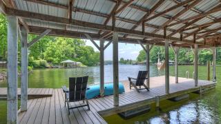 Hummingbird Home by AvantStay Boat House Dock - 3