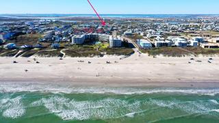 Pool Rooftop w Island Views Blocks to Beach Seas Your Dreams by AvantStay - 8