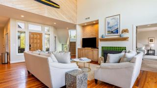 Derby by AvantStay Beautiful Oceanfront Home w Incredible Views - 5