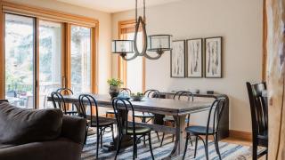 Conifer by AvantStay Secluded Cabin Amongst the Trees w Hot Tub - 1