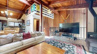 Mammoth Estates Condo - Near Village at Mammoth & Pet Friendly - 2