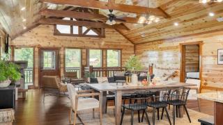 Ridge View by AvantStay 15mins from Pigeon Forge w Pavilion Indoor Pool Hot Tub - 6