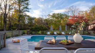 Cortland by AvantStay Charming Heritage Estate w Private Lake Pool - 9
