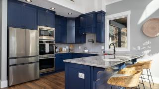 Blue Heron by AvantStay Lakefront Dock Pool Theater Sleeps 22 - 9