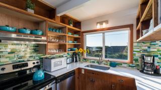 Modern Love by AvantStay Serene Home in Arch Cape w Large Yard in Great Location - 2