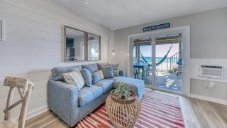 Weekender by AvantStay Gorgeous BEACH FRONT Home w Ocean View - 7