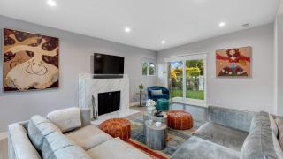 Fulton I by AvantStay Modern Haven in Downtown - 0