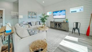 Wild Horse by AvantStay Walk to Beach Pool - 4