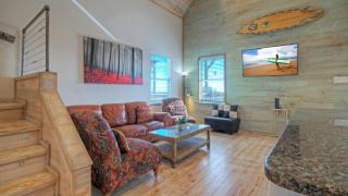 Shared Pool w Bay Views Boat Dock Fishing Big Slough by AvantStay - Padre Island - 7