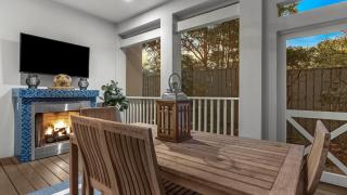 Seagrove Gardens Mins to the Beach Santa Rosa Retreat w A Design - 9