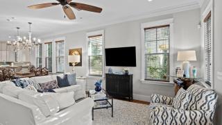 Seagrove Gardens Mins to the Beach Santa Rosa Retreat w A Design - 6