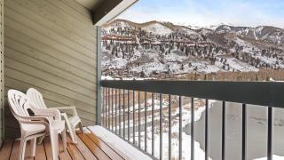Riverside Condos B204 by AvantStay Condo Close To Downtown Town Park Ski Lift 8 - 0
