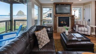 Blue Starfish by AvantStay Ocean Views Direct Cannon Beach Access - 3